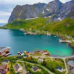 #reinehuset - Amazing View! Feriehus